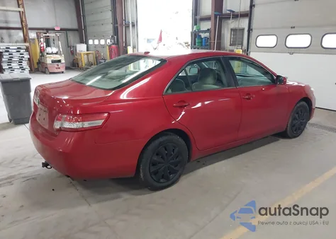 2011 Toyota Camry Le z USA, uszkodzony, nr VIN 4T1BF3EK6BU665317